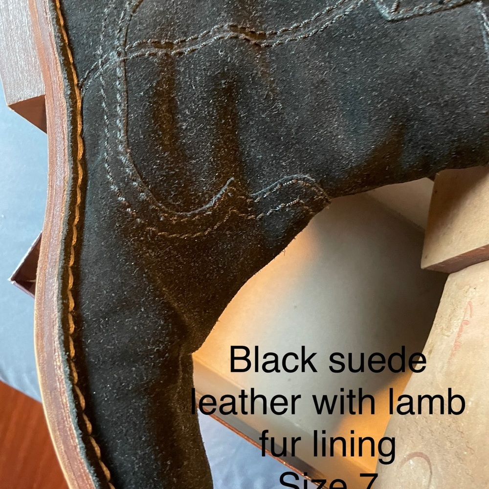 Clarks black suede fur lined boots size 7